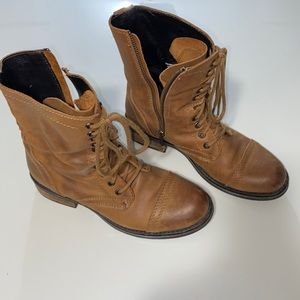Steve Madden boots
